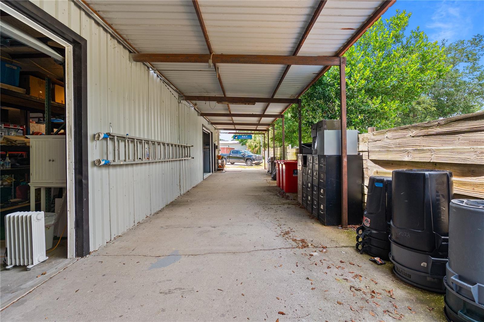 15617 OLD US HIGHWAY 441, TAVARES, FL, 32778
