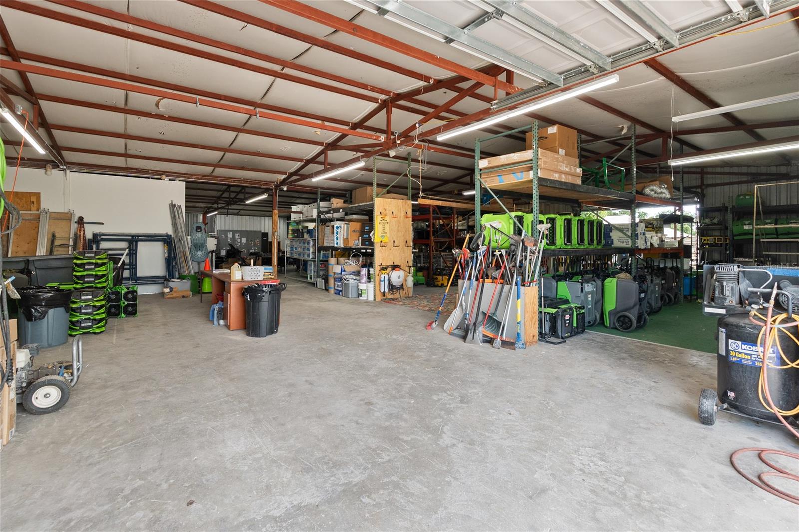 15617 OLD US HIGHWAY 441, TAVARES, FL, 32778