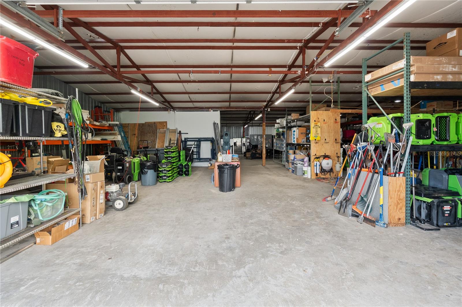 15617 OLD US HIGHWAY 441, TAVARES, FL, 32778