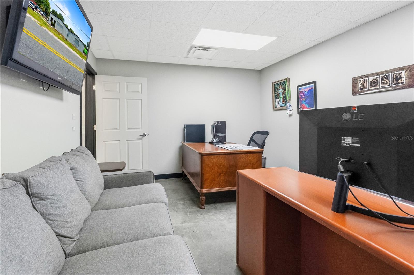 15617 OLD US HIGHWAY 441, TAVARES, FL, 32778