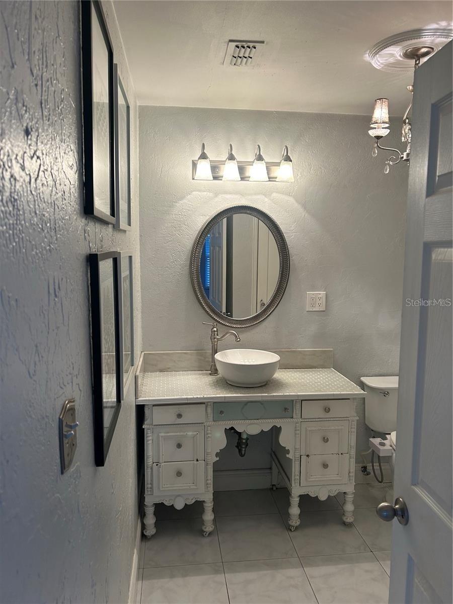 1332 N FERN CREEK AVE, ORLANDO, FL, 32803