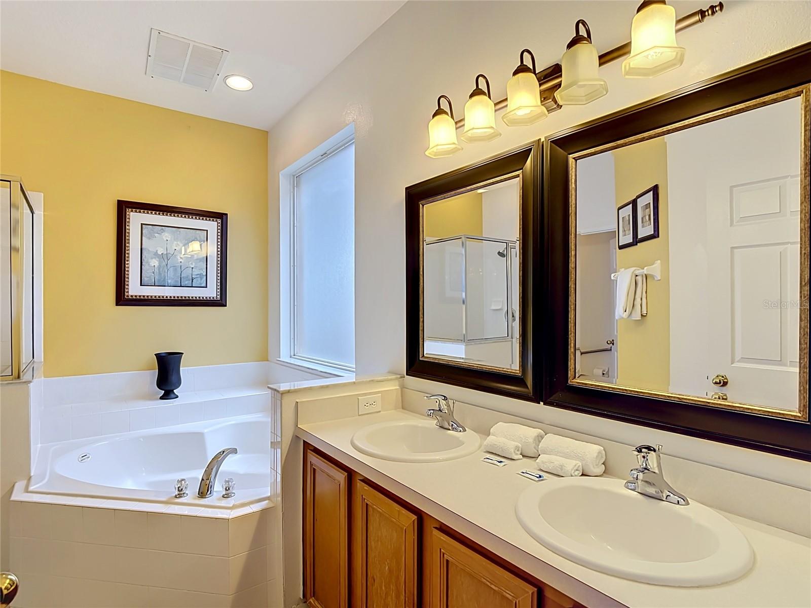 8505 PALM HARBOR DR, KISSIMMEE, FL, 34747