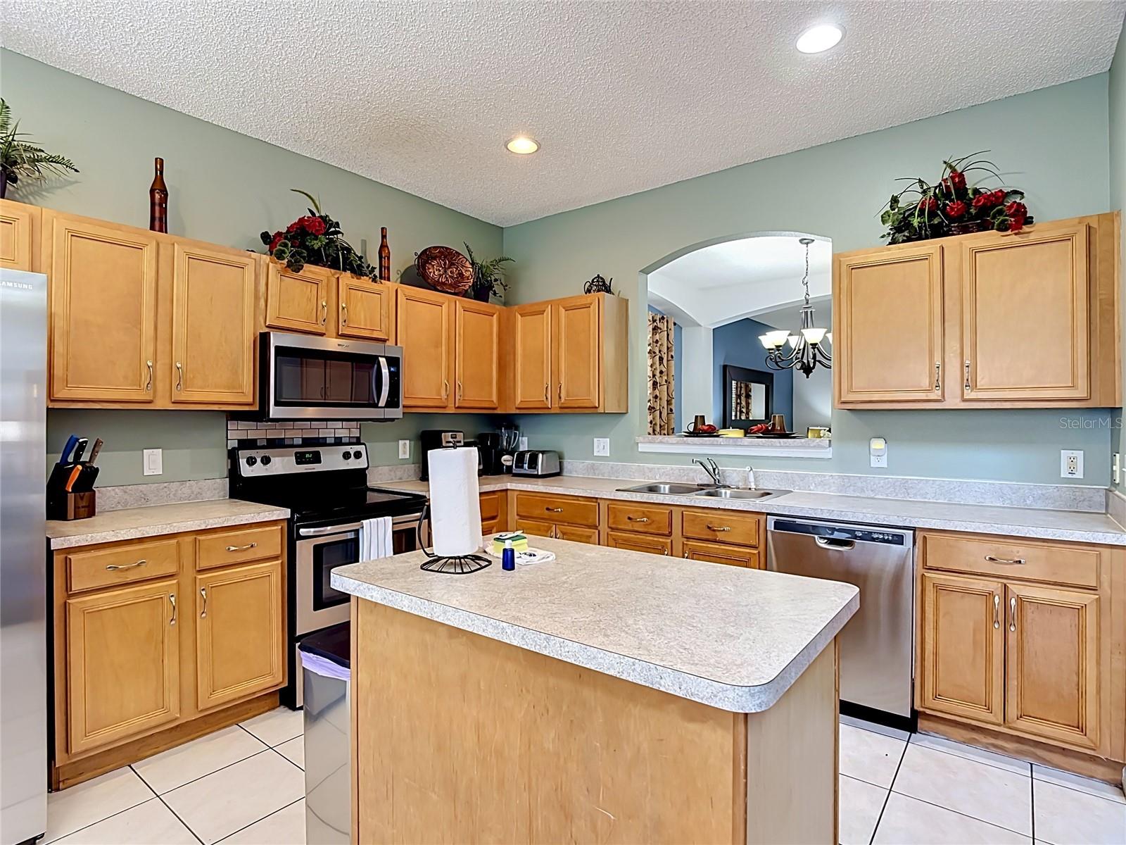 8505 PALM HARBOR DR, KISSIMMEE, FL, 34747