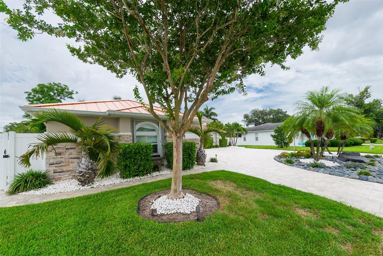 7759 CARVER CT, SEMINOLE, FL, 33772