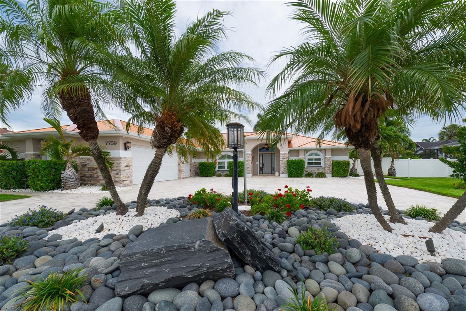 7759 CARVER CT, SEMINOLE, FL, 33772