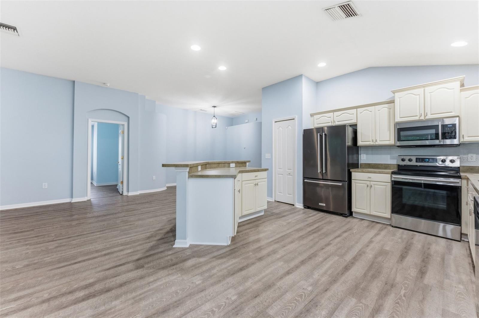 6125 GANNETWOOD PL, LITHIA, FL, 33547