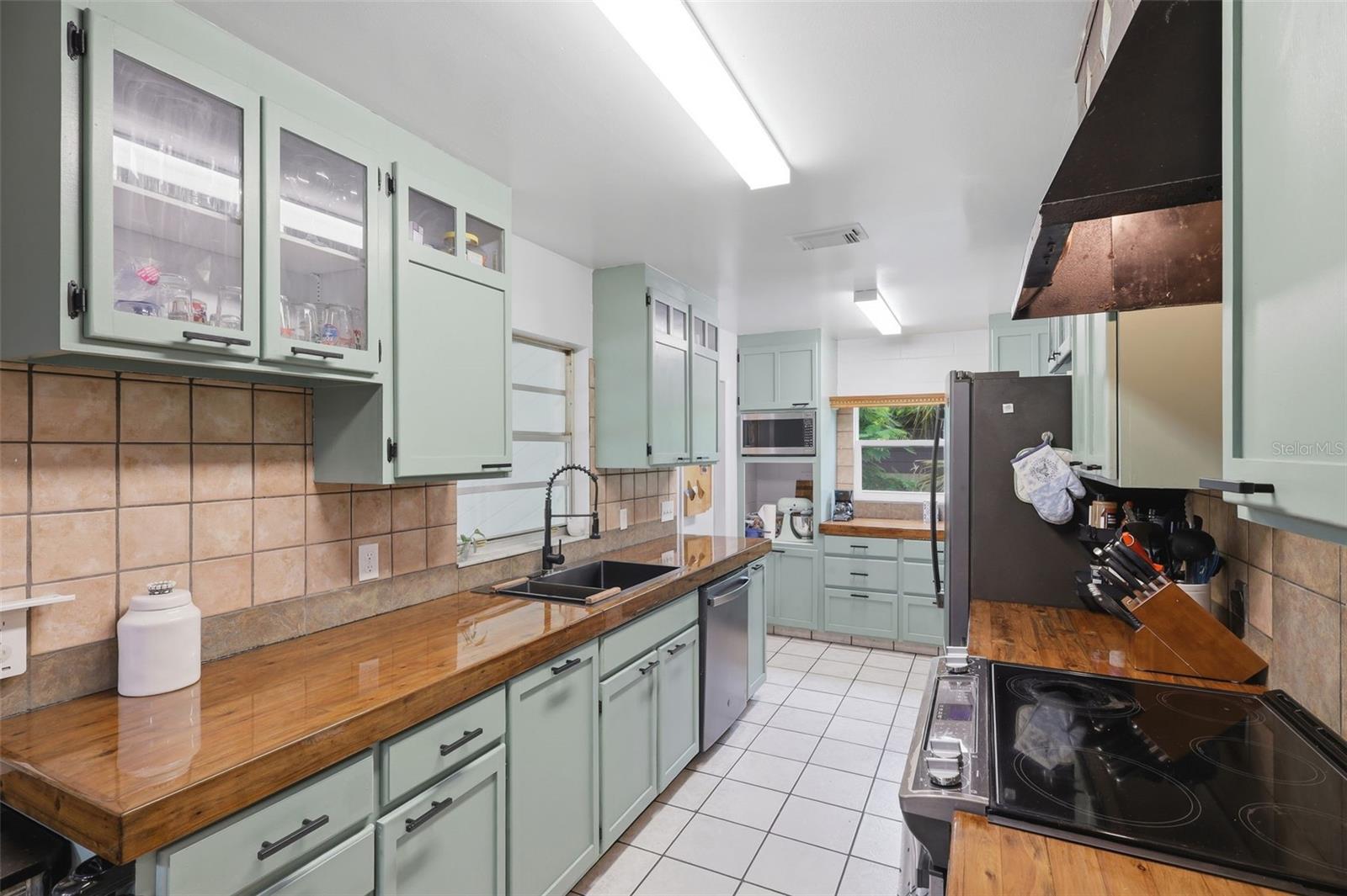 2280 SPRING HOLLOW DR, ORANGE CITY, FL, 32763