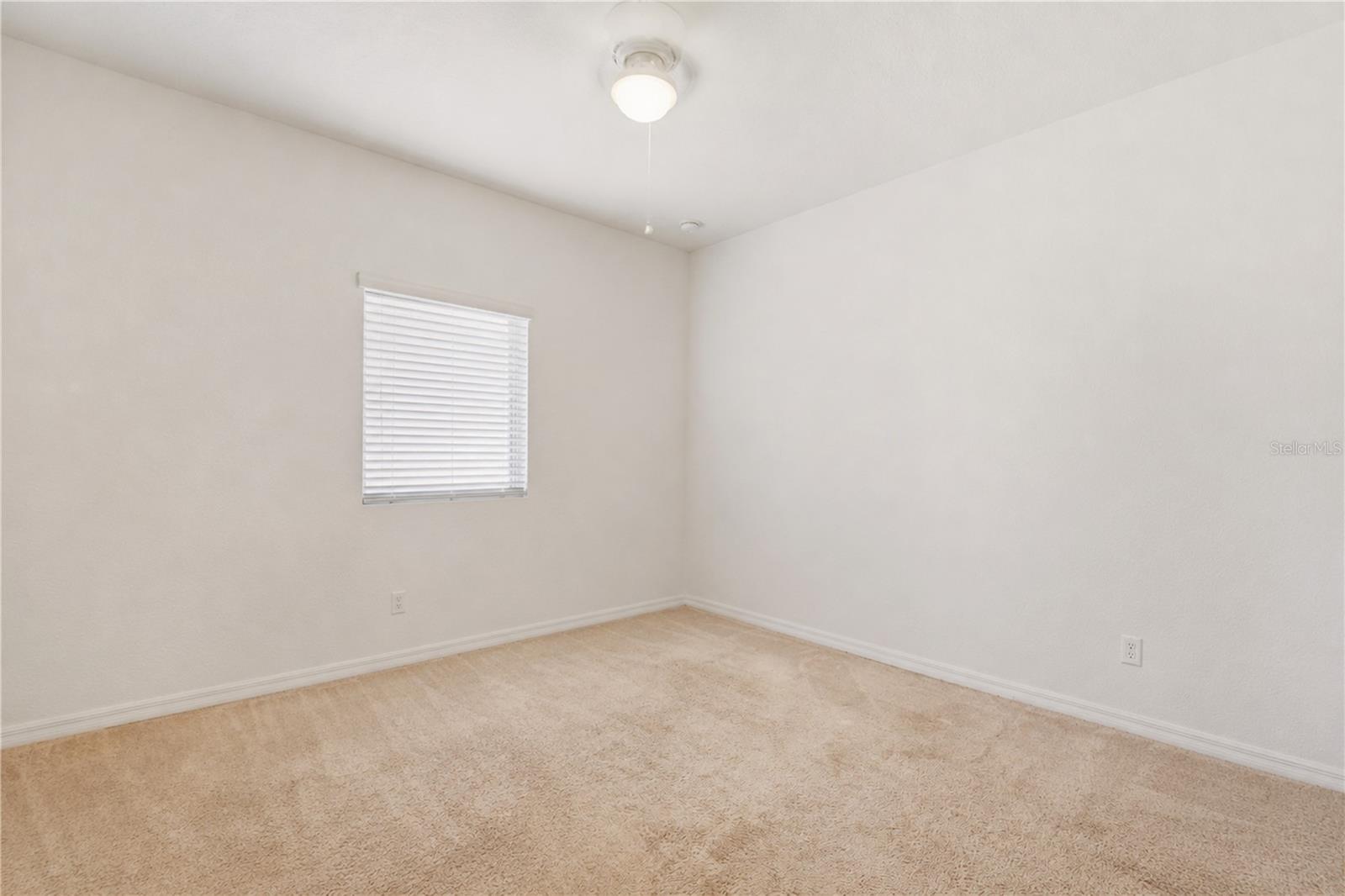 238 GRANADA AVE, DAVENPORT, FL, 33837