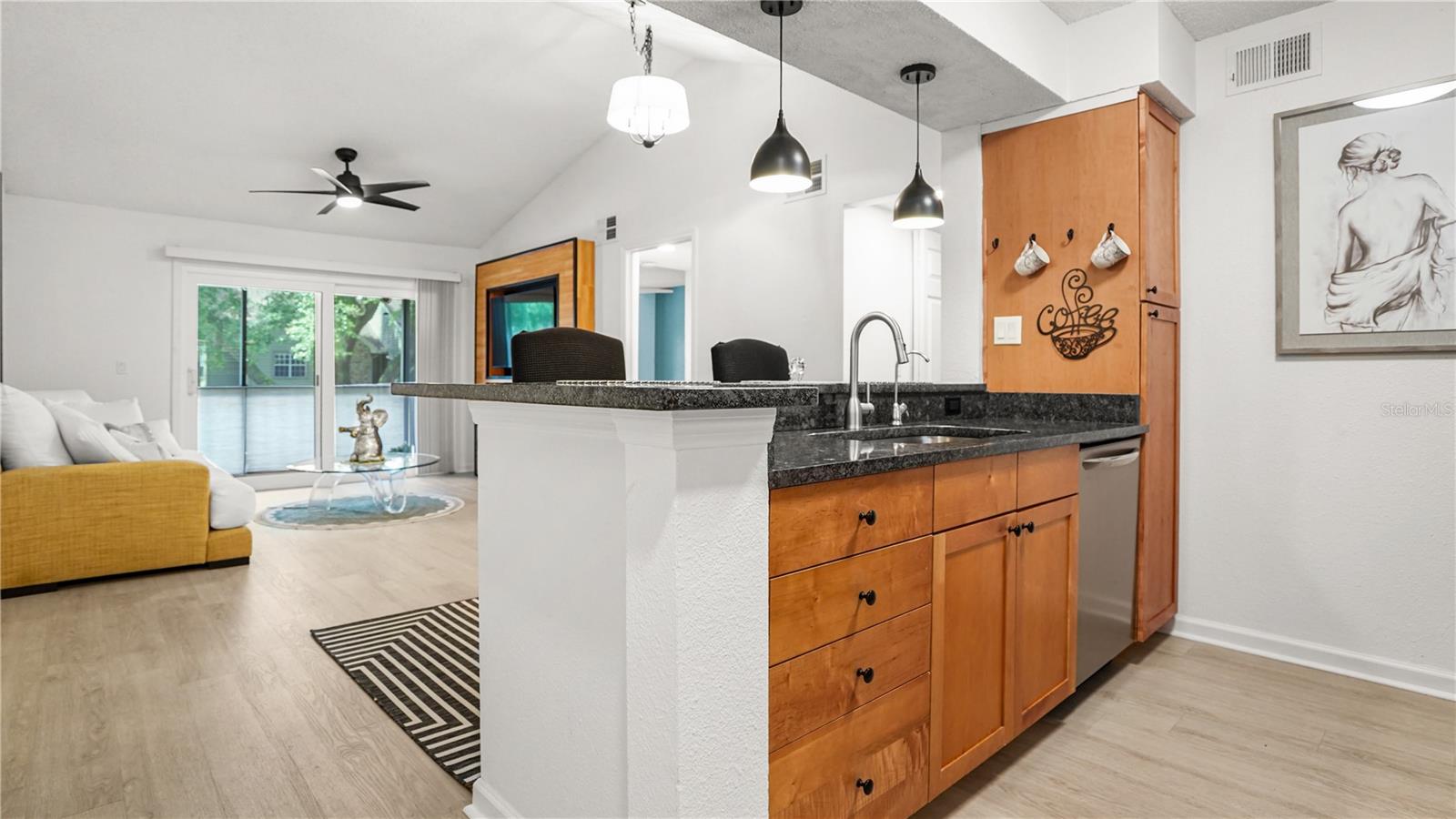 2500 WINDING CREEK BLVD #I205, CLEARWATER, FL, 33761