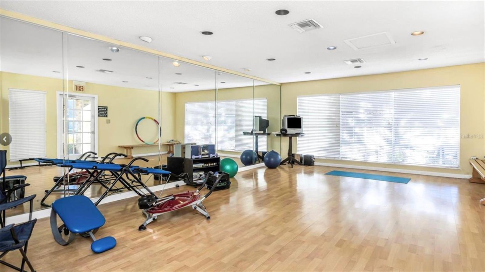 2500 WINDING CREEK BLVD #I205, CLEARWATER, FL, 33761
