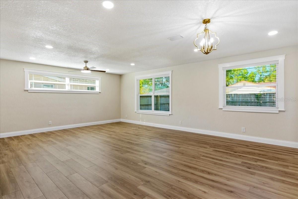 1642 CALDWELL RD, SOUTH DAYTONA, FL, 32119