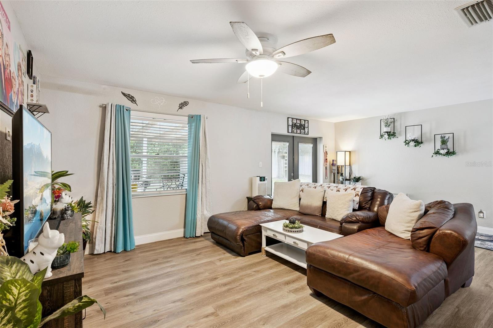 1335 YVONNE ST, APOPKA, FL, 32712