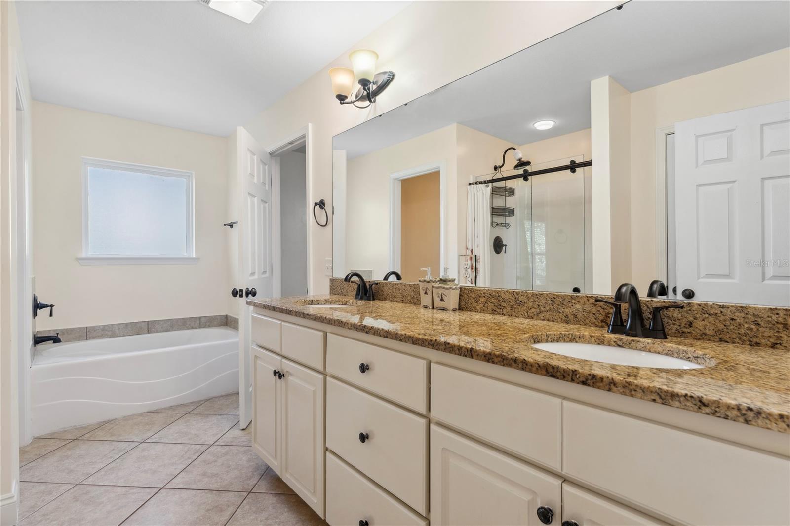 1744 ANNABELLAS DR, PANAMA CITY BEACH, FL, 32407
