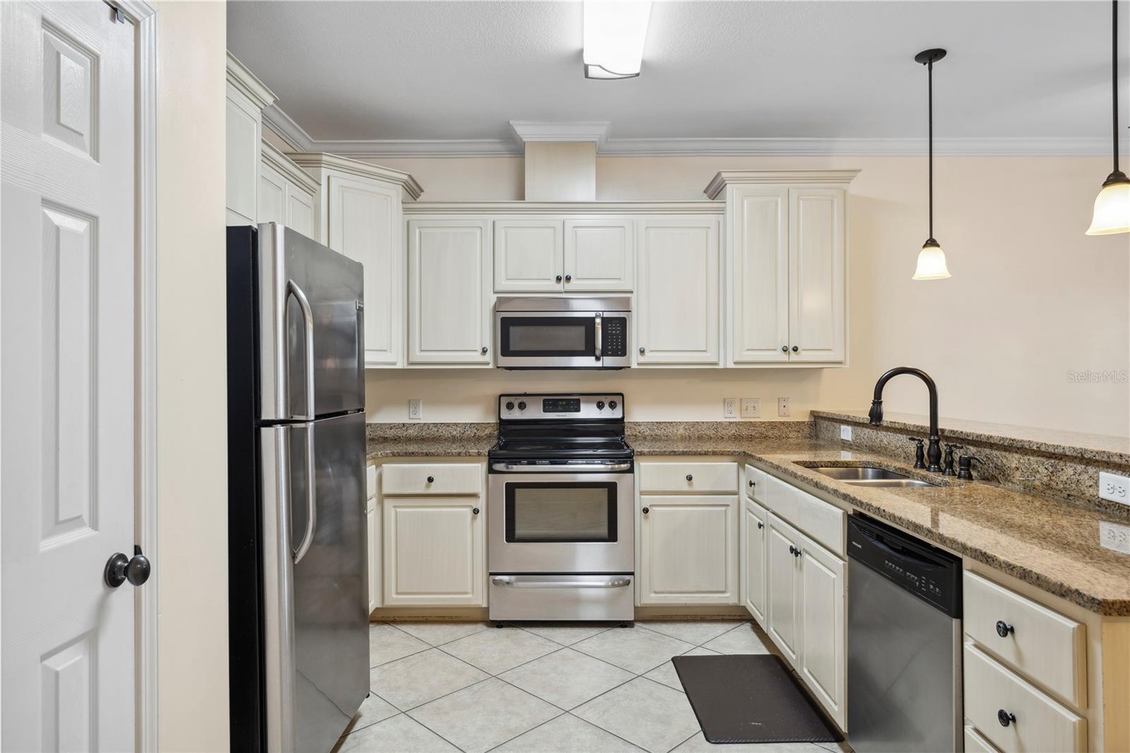 1744 ANNABELLAS DR, PANAMA CITY BEACH, FL, 32407