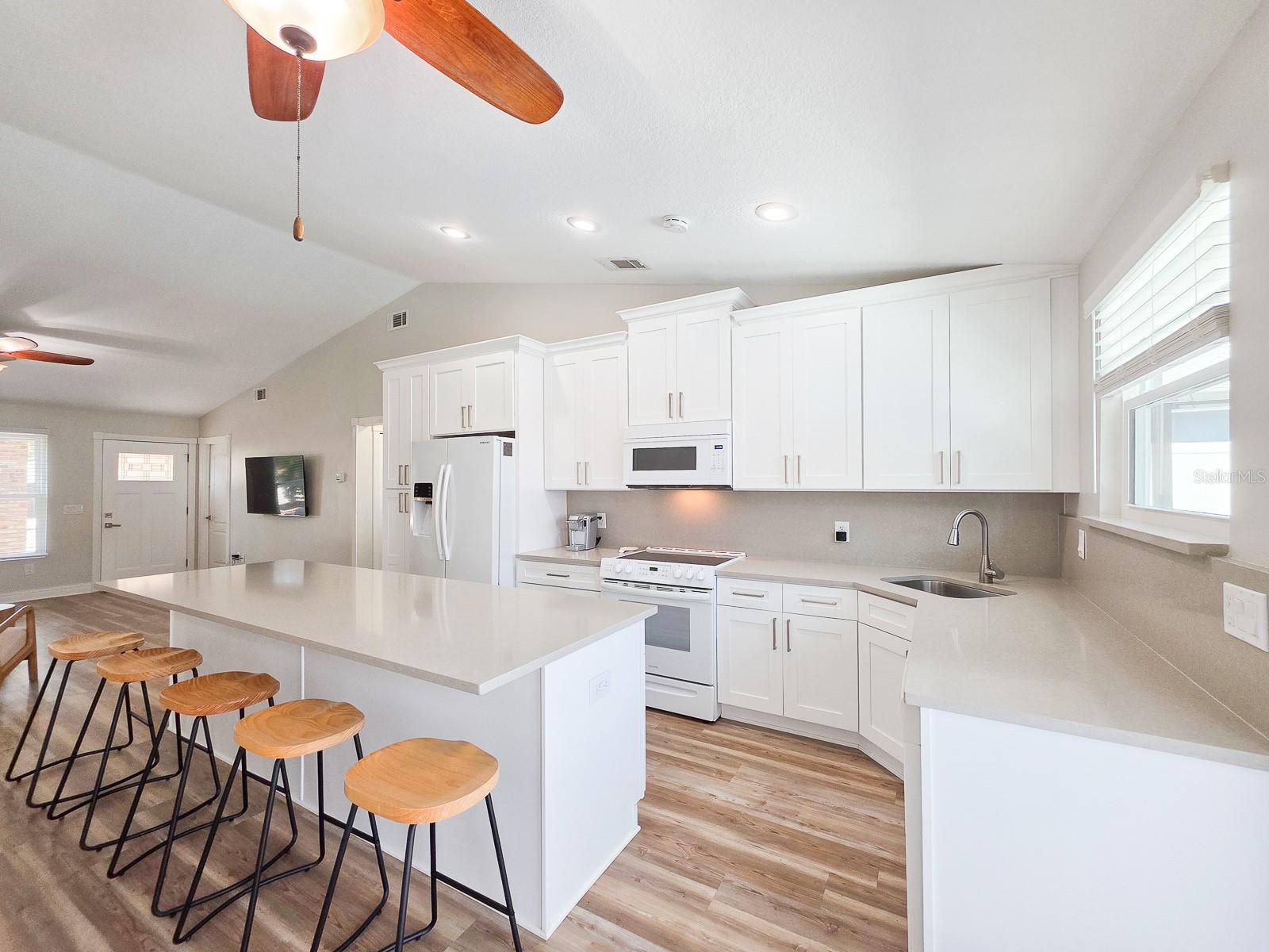 2135 S FLAGLER AVE, FLAGLER BEACH, FL, 32136