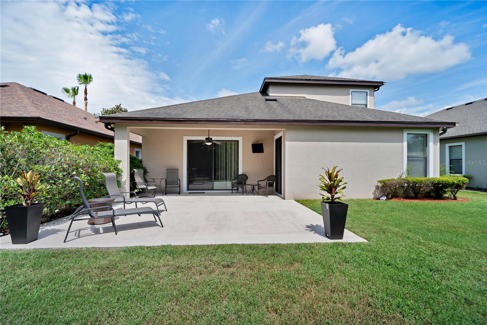 8013 HAMPTON GLEN DR, TAMPA, FL, 33647