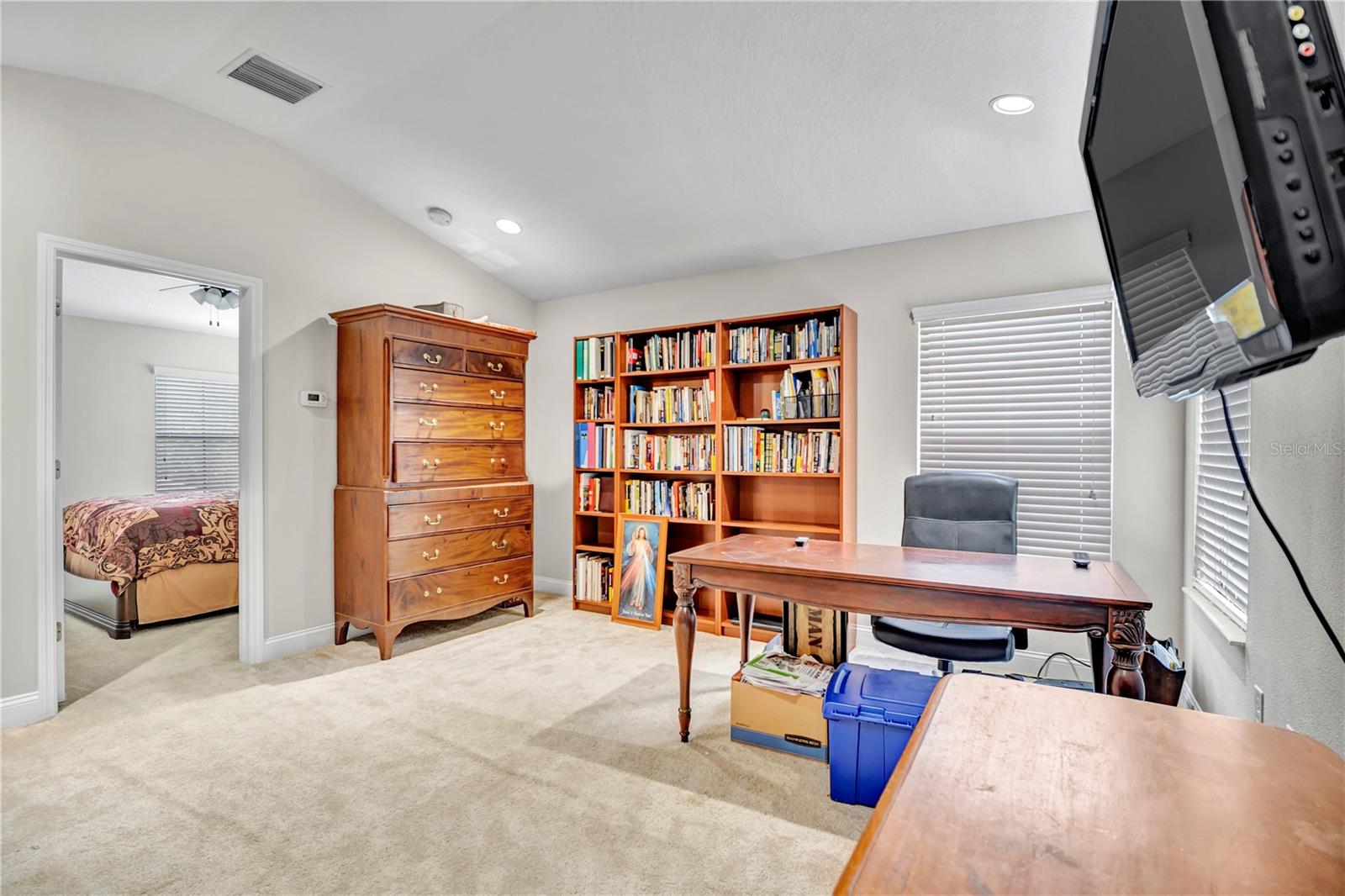 8013 HAMPTON GLEN DR, TAMPA, FL, 33647