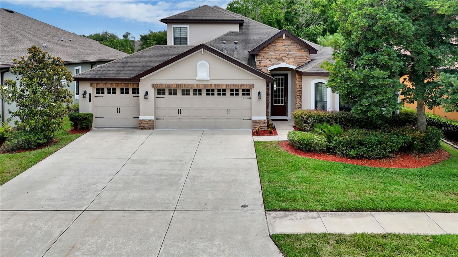 8013 HAMPTON GLEN DR, TAMPA, FL, 33647