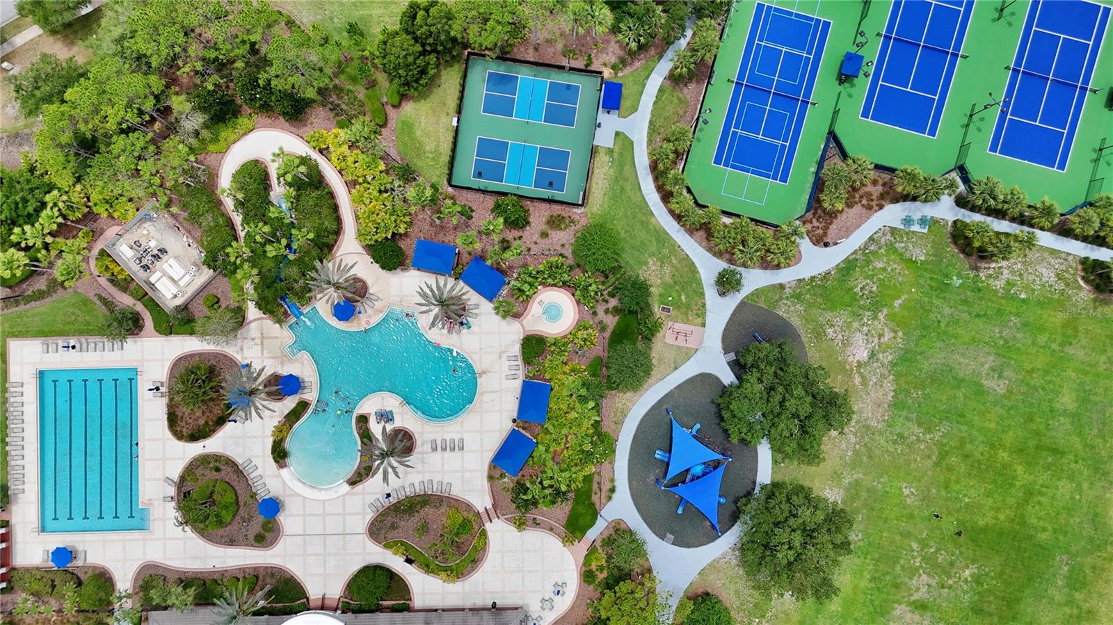 8013 HAMPTON GLEN DR, TAMPA, FL, 33647