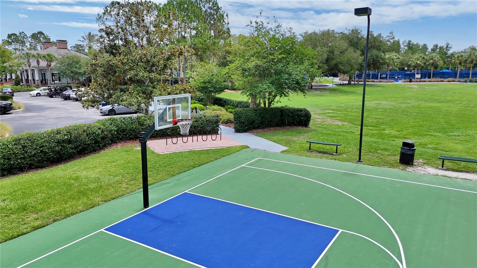 8013 HAMPTON GLEN DR, TAMPA, FL, 33647
