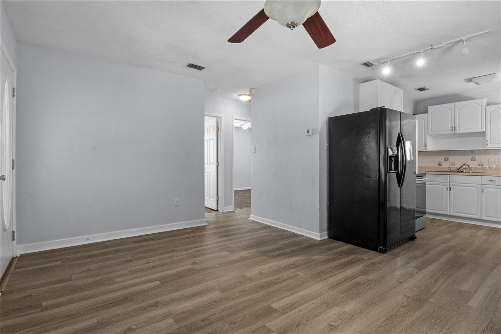 205 W MAPLE ST, DAVENPORT, FL, 33837