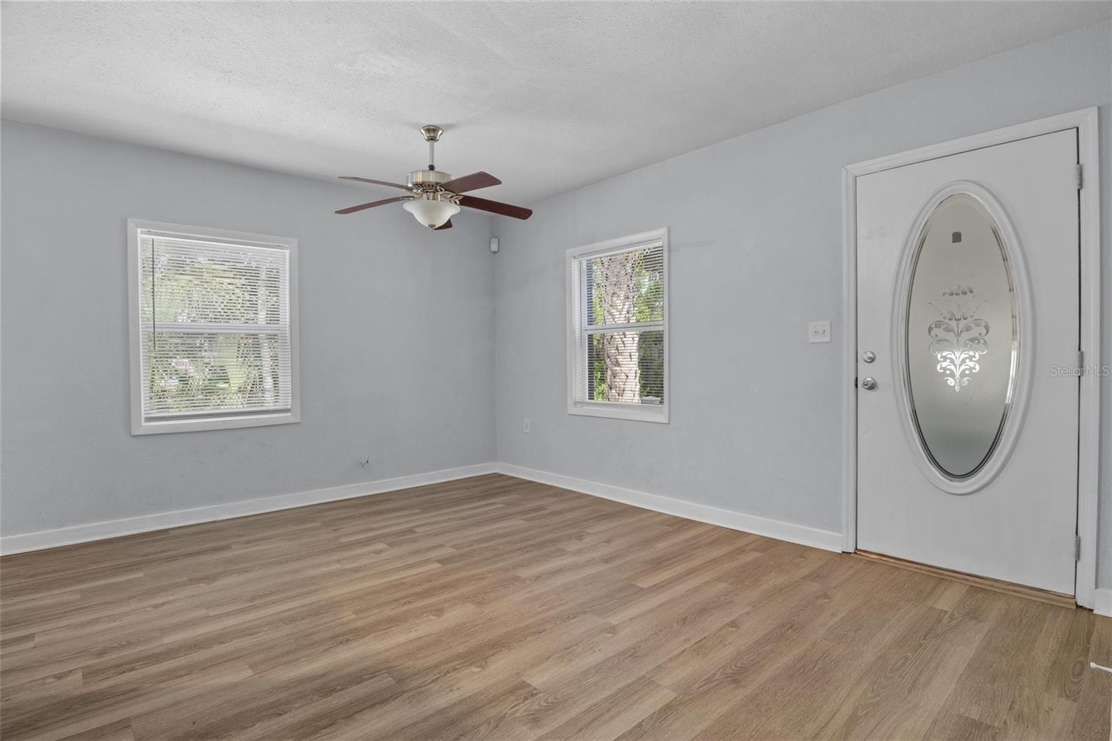 205 W MAPLE ST, DAVENPORT, FL, 33837