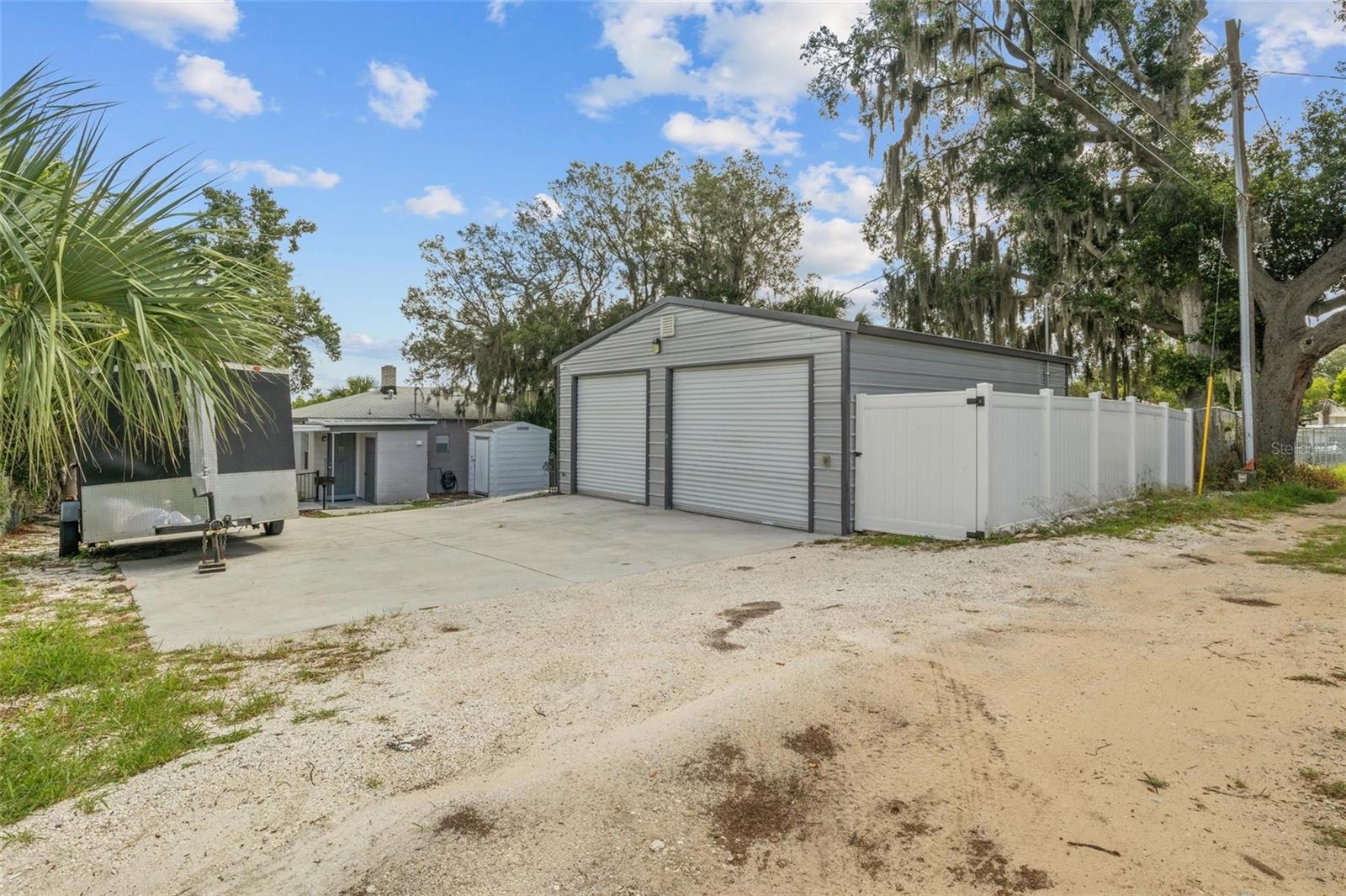 205 W MAPLE ST, DAVENPORT, FL, 33837