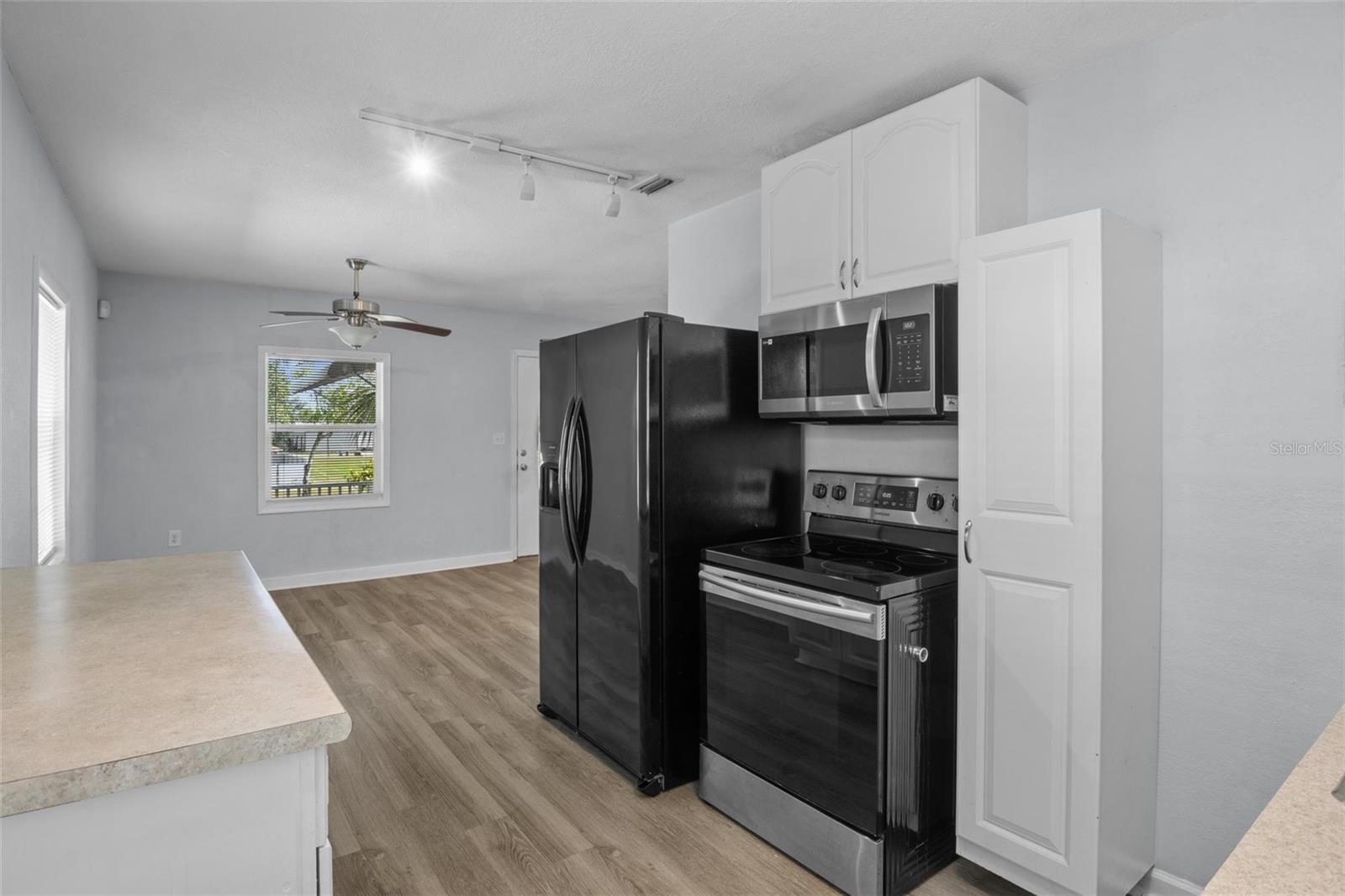 205 W MAPLE ST, DAVENPORT, FL, 33837