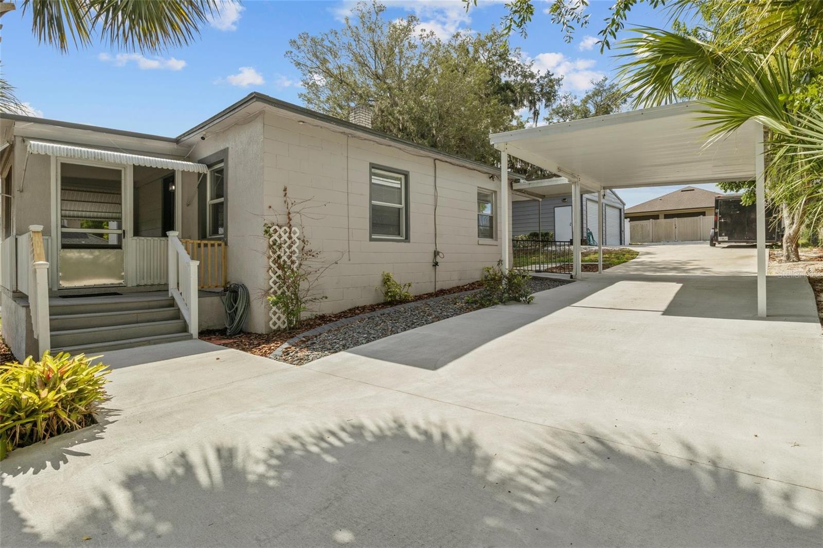 205 W MAPLE ST, DAVENPORT, FL, 33837