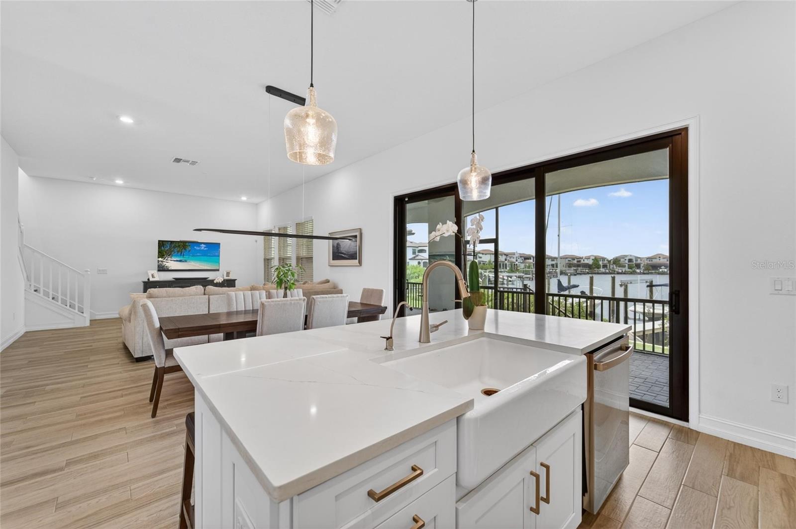 1108 SEAGRAPE DR, RUSKIN, FL, 33570
