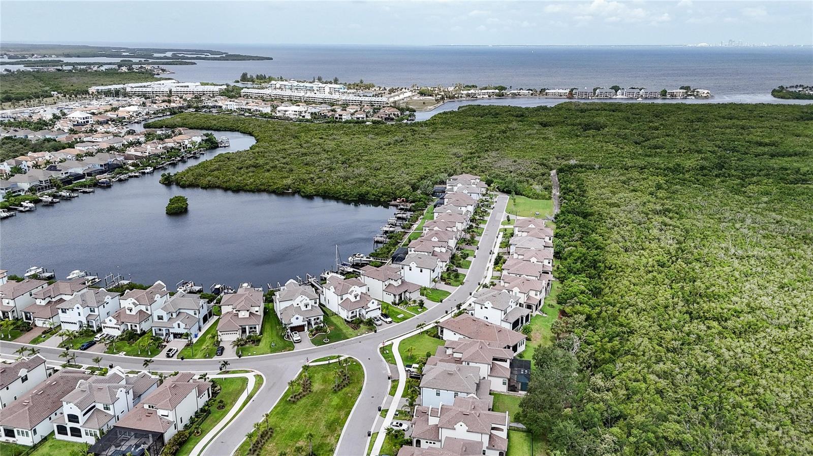 1108 SEAGRAPE DR, RUSKIN, FL, 33570