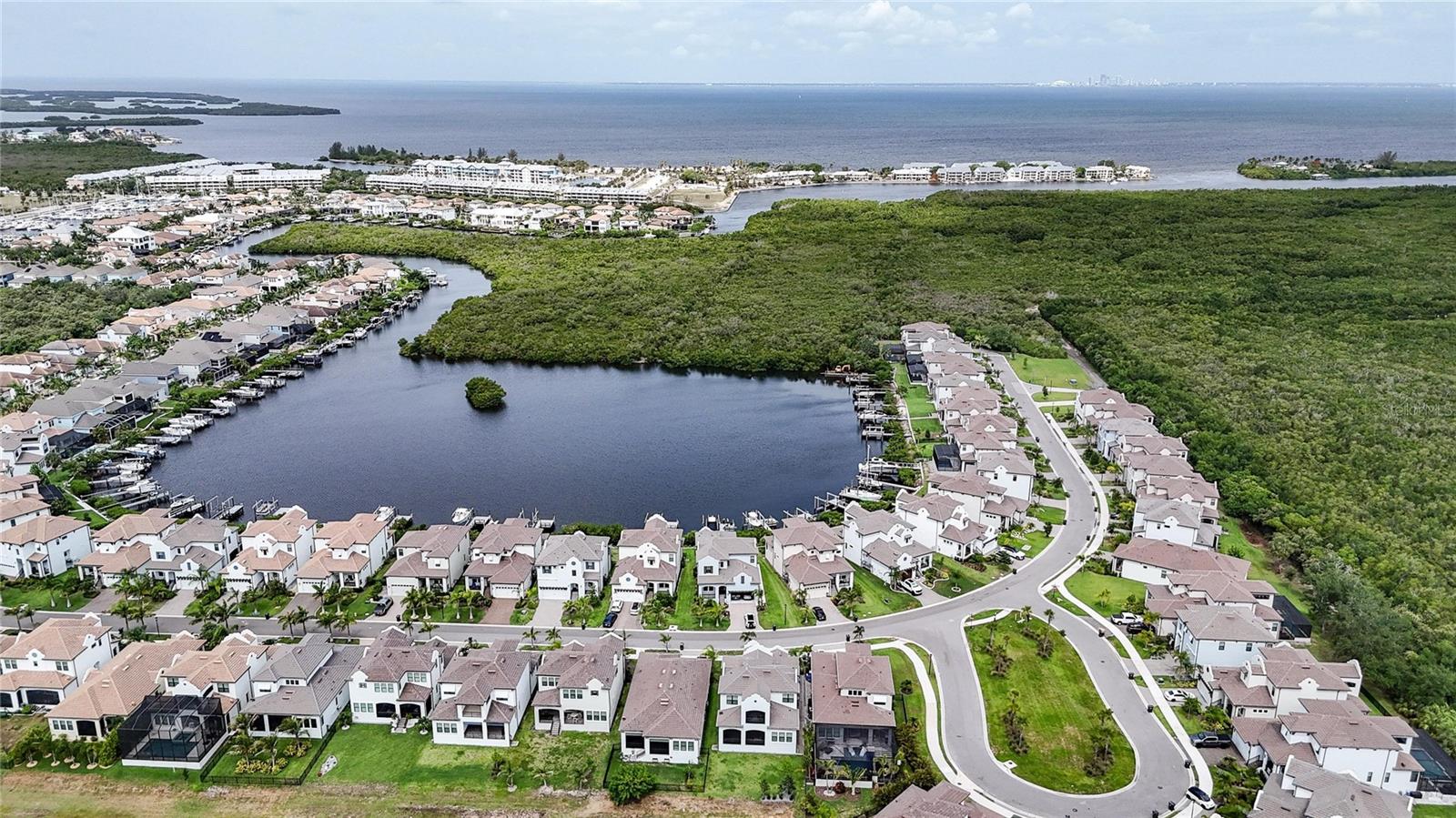 1108 SEAGRAPE DR, RUSKIN, FL, 33570