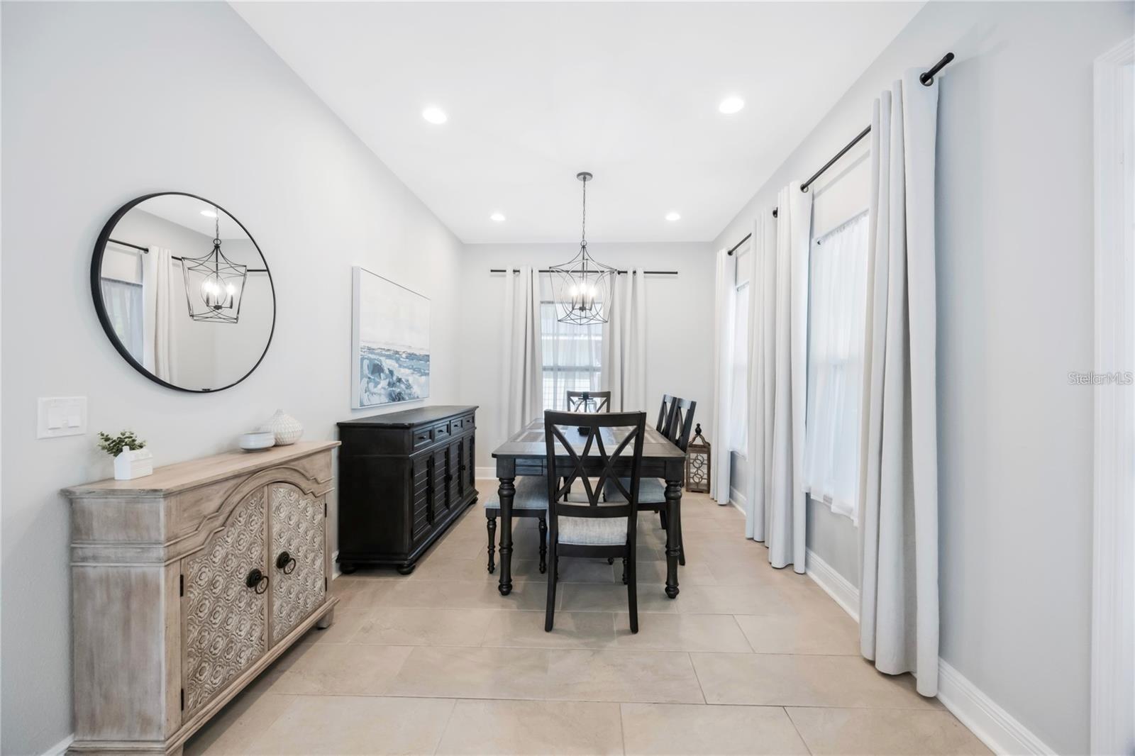 707 N DISSTON AVE, TARPON SPRINGS, FL, 34689