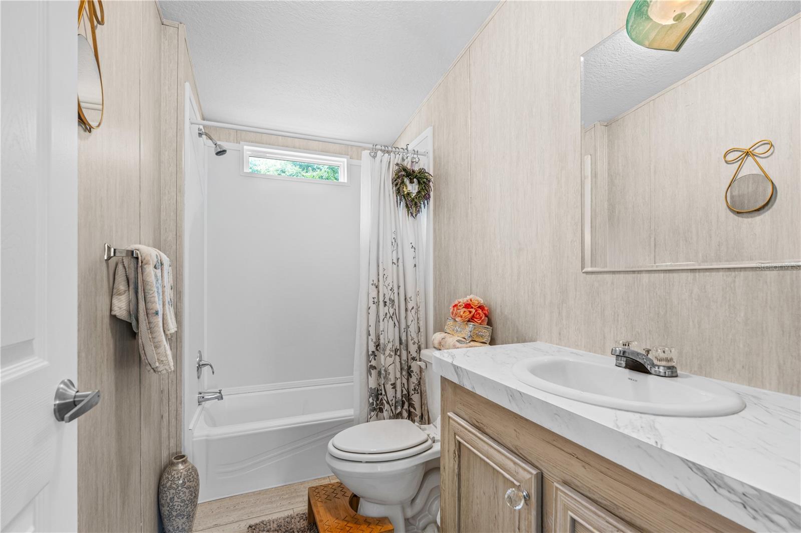 398 WARD DR, OAK HILL, FL, 32759