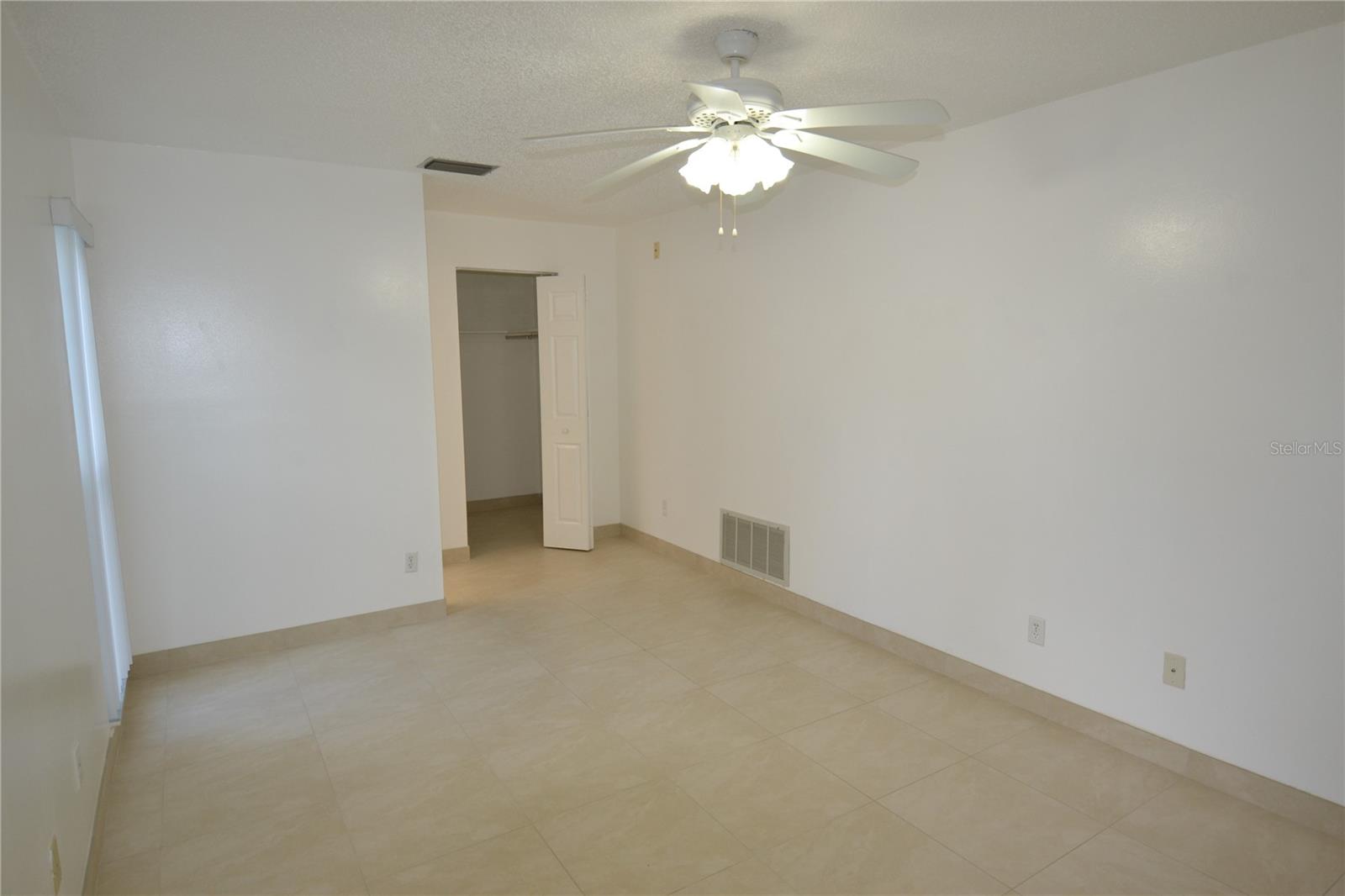 2357 WHITE OAK CIR, CLEARWATER, FL, 33763