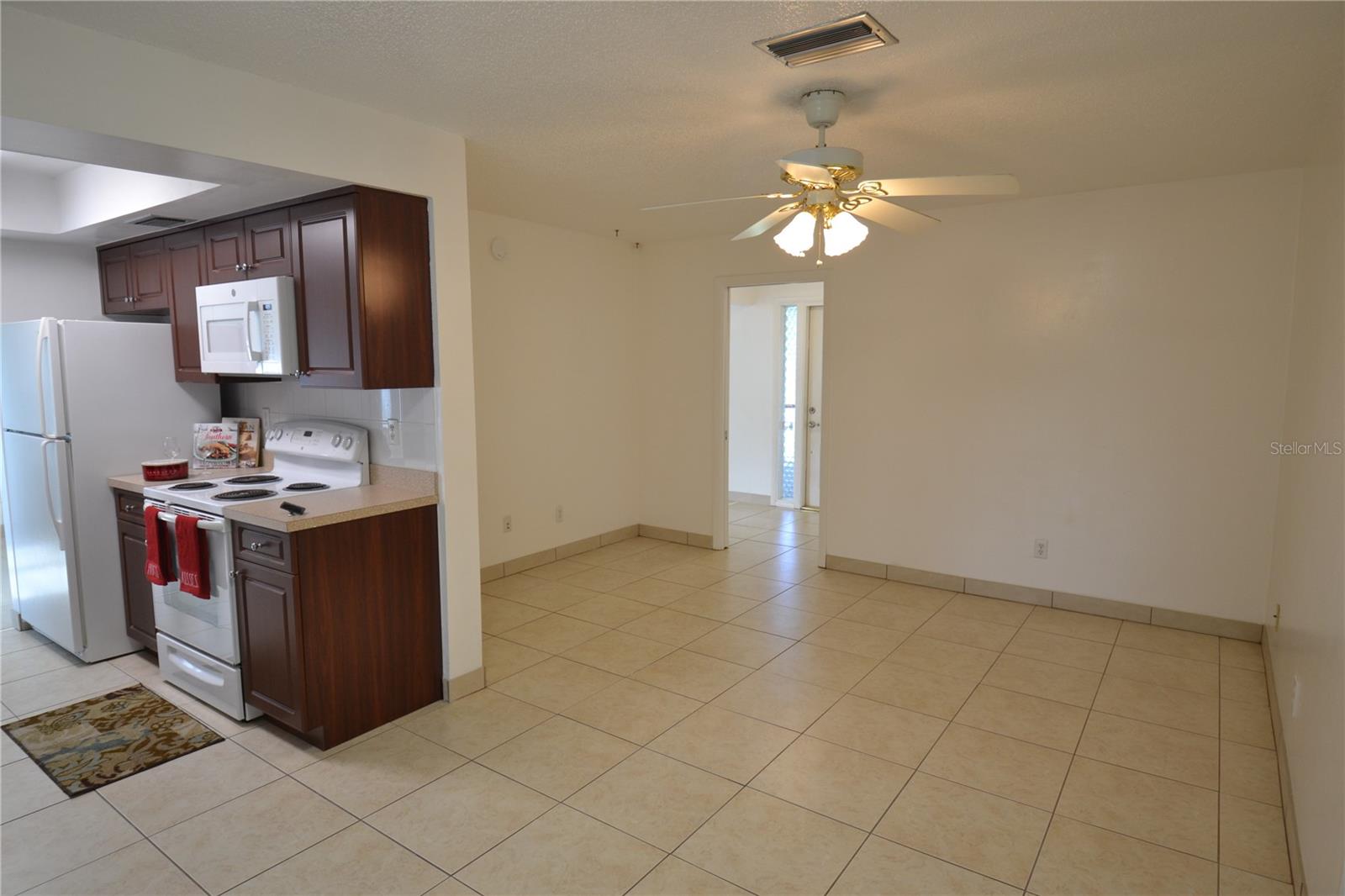 2357 WHITE OAK CIR, CLEARWATER, FL, 33763