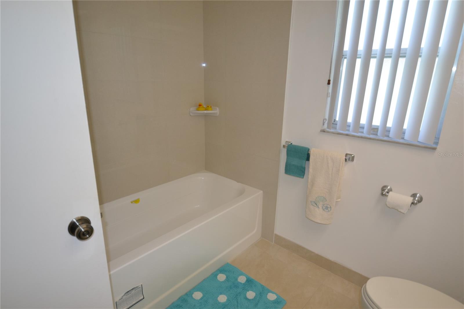 2357 WHITE OAK CIR, CLEARWATER, FL, 33763