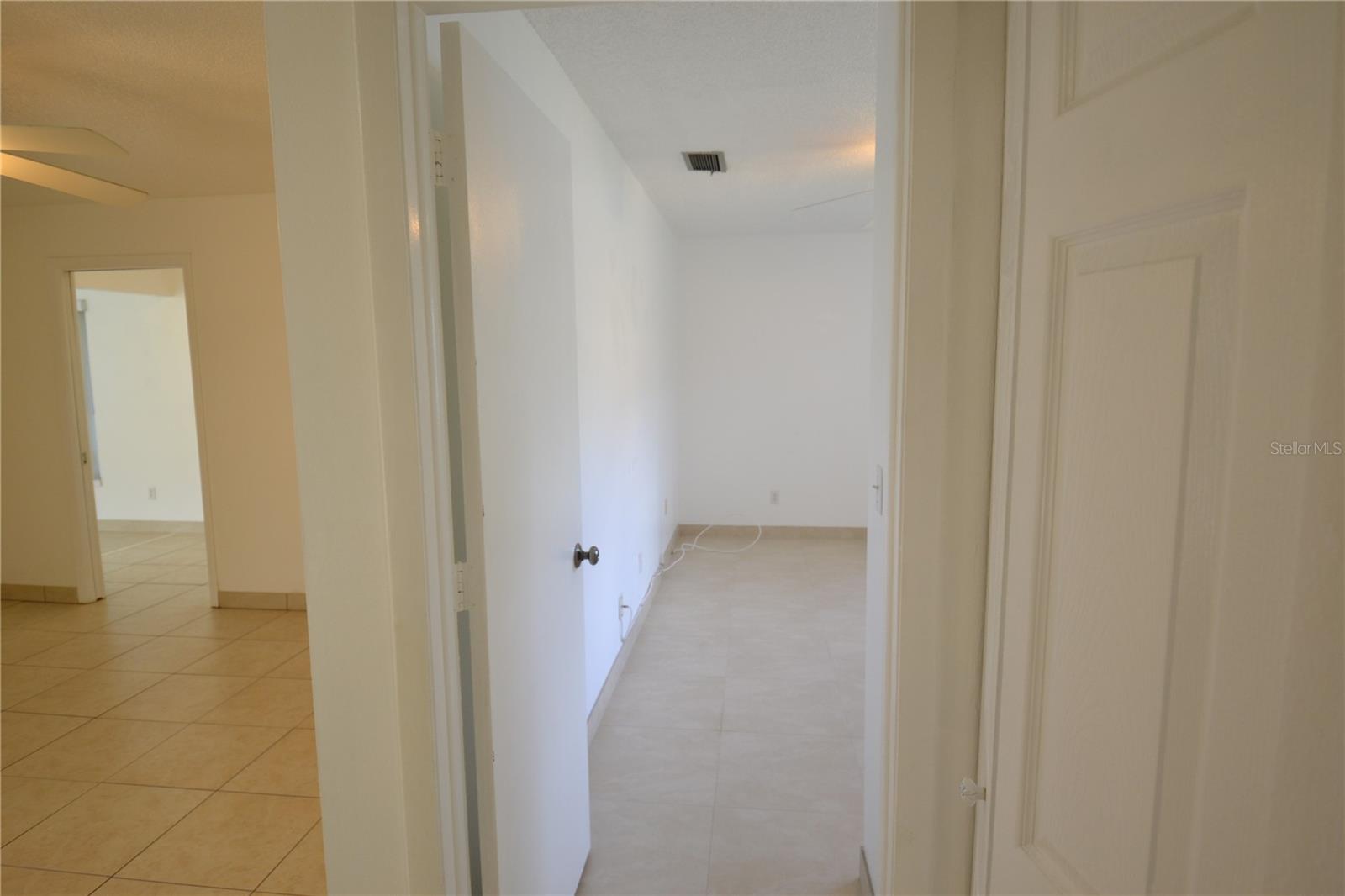 2357 WHITE OAK CIR, CLEARWATER, FL, 33763