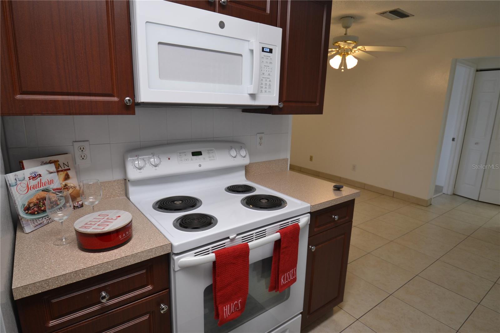 2357 WHITE OAK CIR, CLEARWATER, FL, 33763