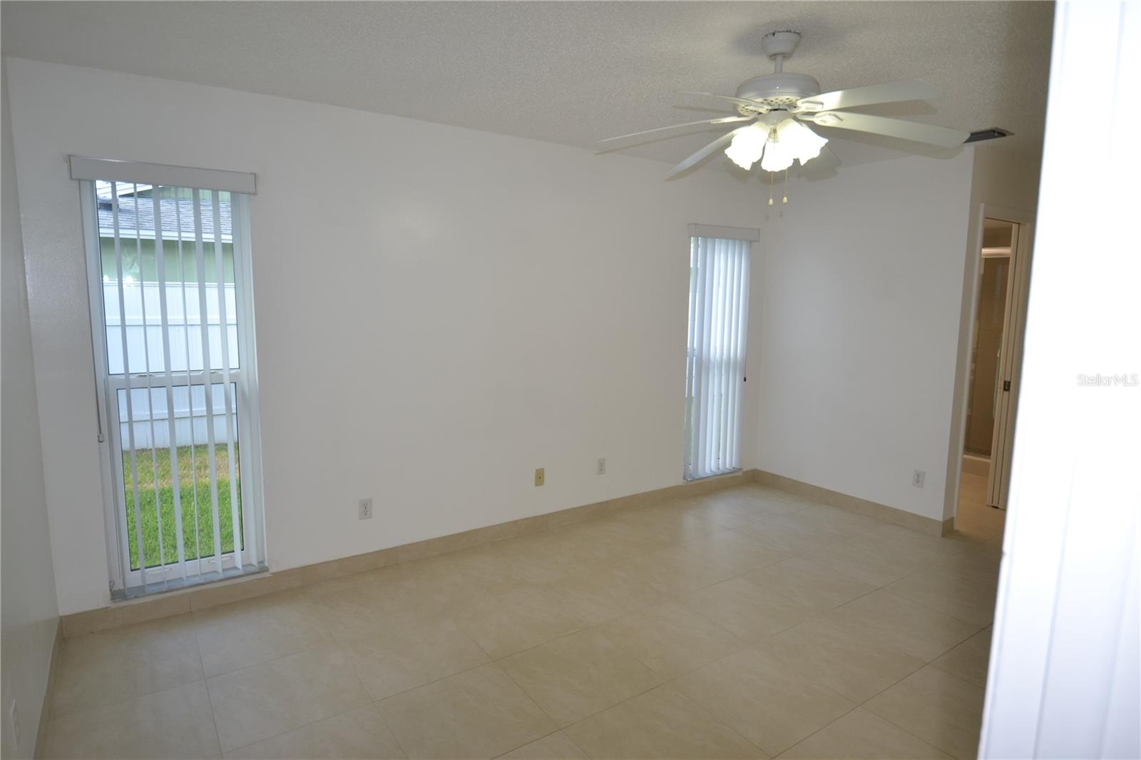 2357 WHITE OAK CIR, CLEARWATER, FL, 33763