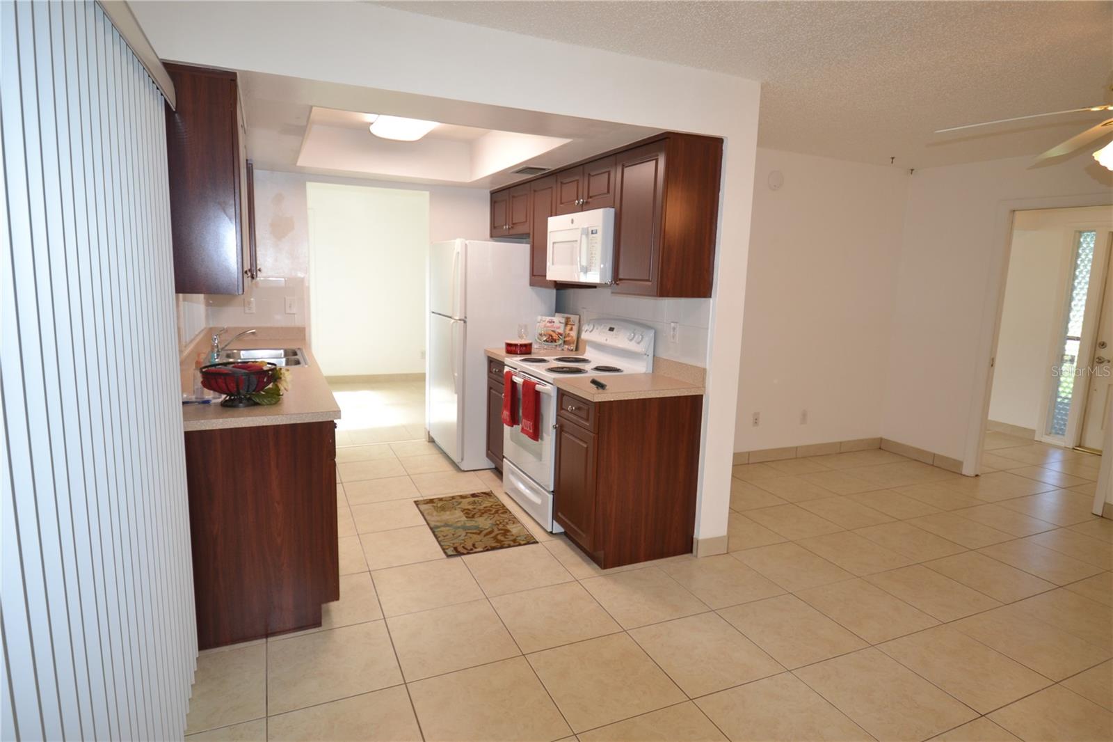 2357 WHITE OAK CIR, CLEARWATER, FL, 33763