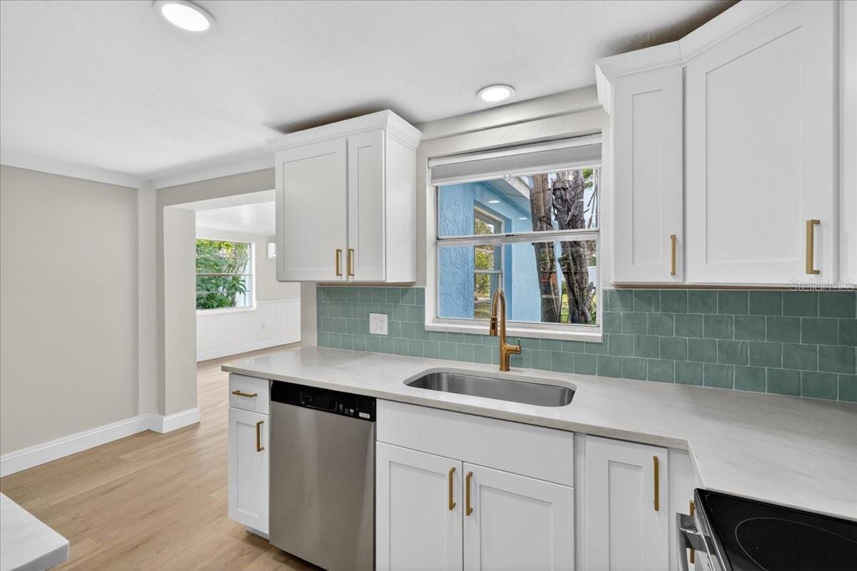 6329 ALASKA AVE, NEW PORT RICHEY, FL, 34653