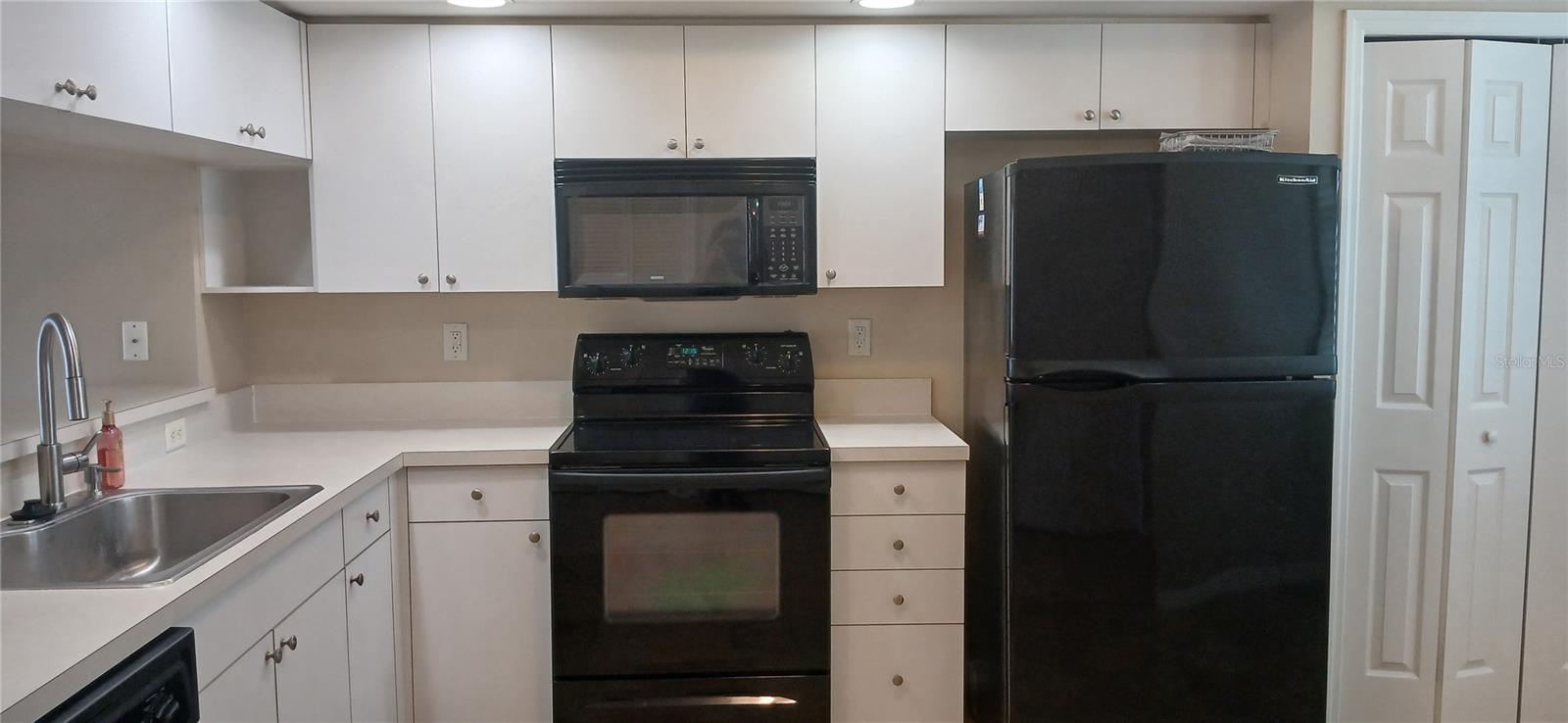 1200 COUNTRY CLUB DR #3302, LARGO, FL, 33771