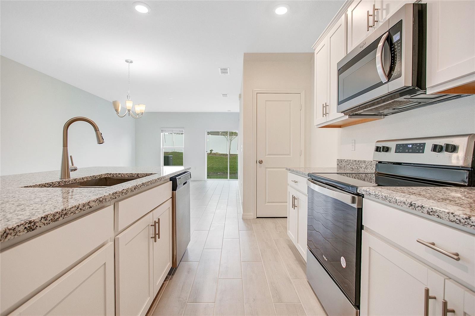 1460 MIRABELLA CIR, DAVENPORT, FL, 33897