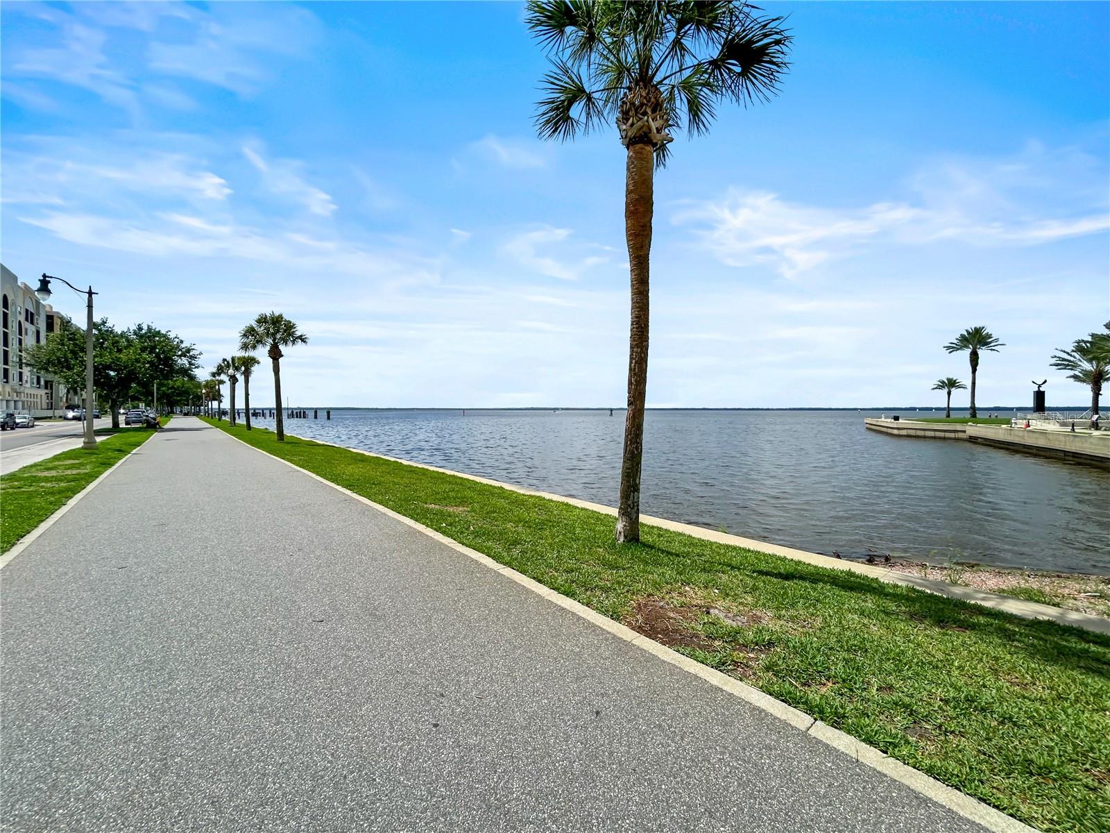 1010 HICKORY AVE, SANFORD, FL, 32771