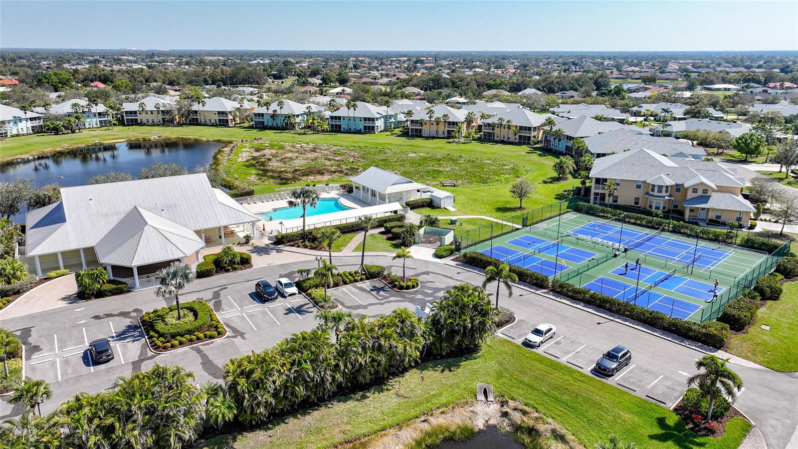 2061 WILLOW HAMMOCK CIR #105, PUNTA GORDA, FL, 33983