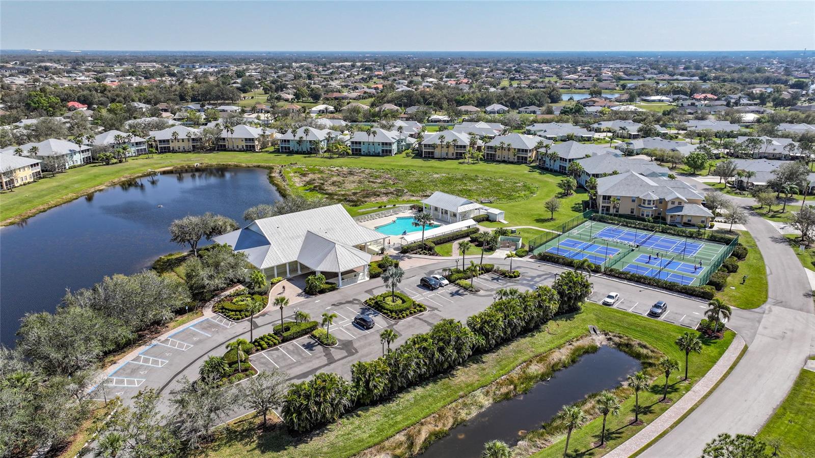 2061 WILLOW HAMMOCK CIR #105, PUNTA GORDA, FL, 33983