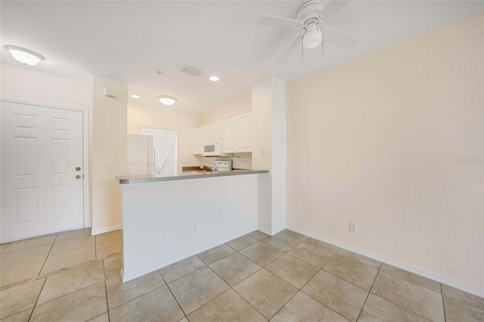 2061 WILLOW HAMMOCK CIR #105, PUNTA GORDA, FL, 33983