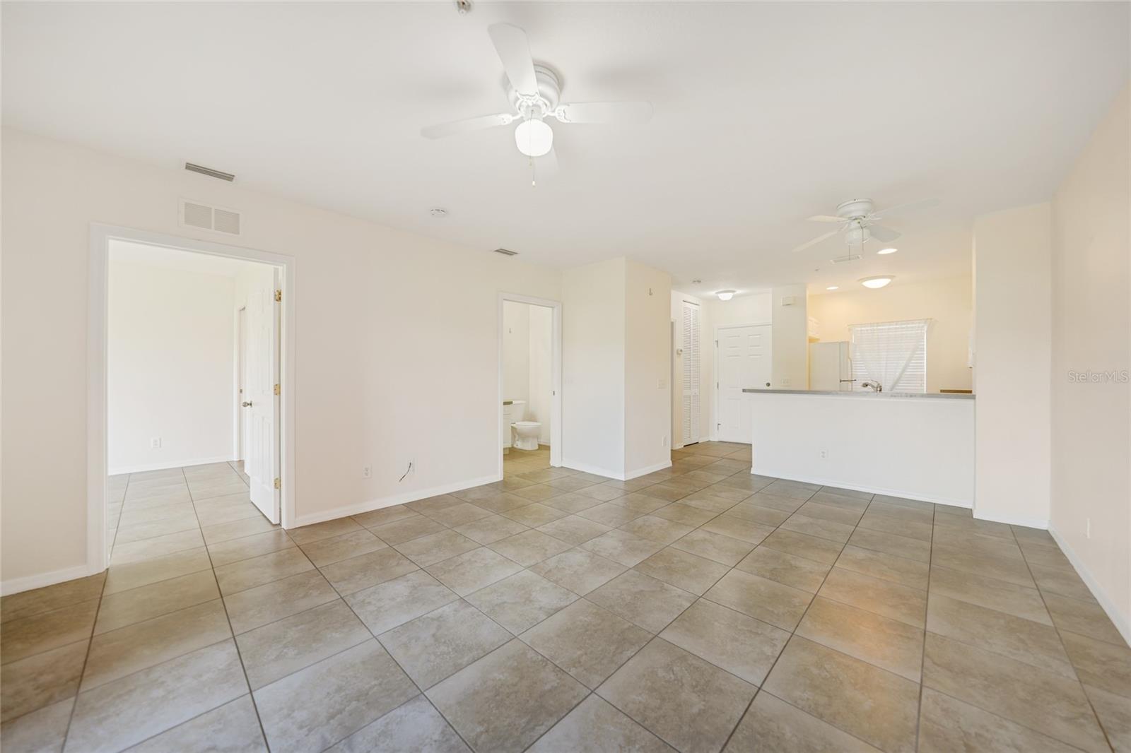 2061 WILLOW HAMMOCK CIR #105, PUNTA GORDA, FL, 33983
