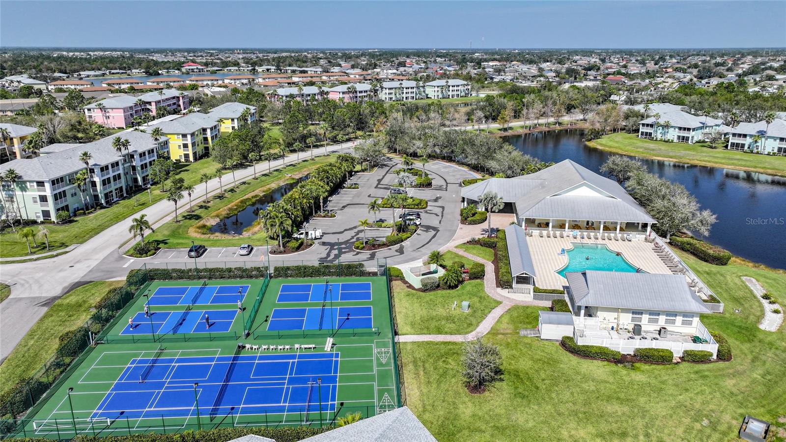 2061 WILLOW HAMMOCK CIR #105, PUNTA GORDA, FL, 33983